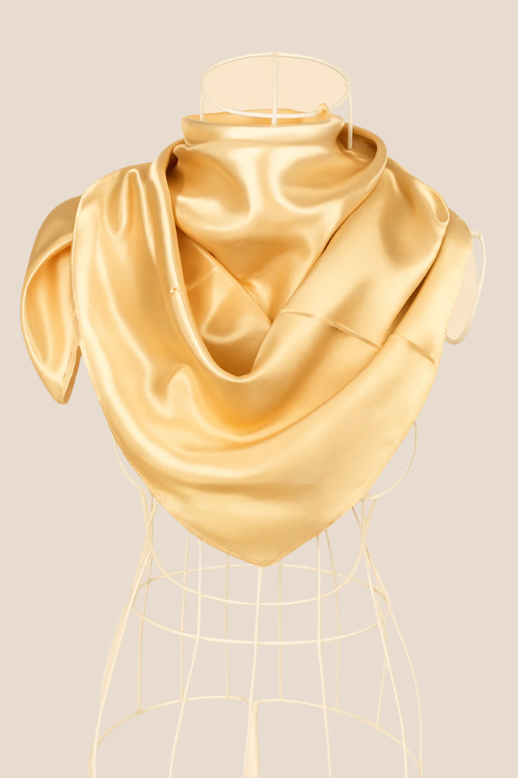 Satin-Feel Square Scarf – Soft, Glossy Finish